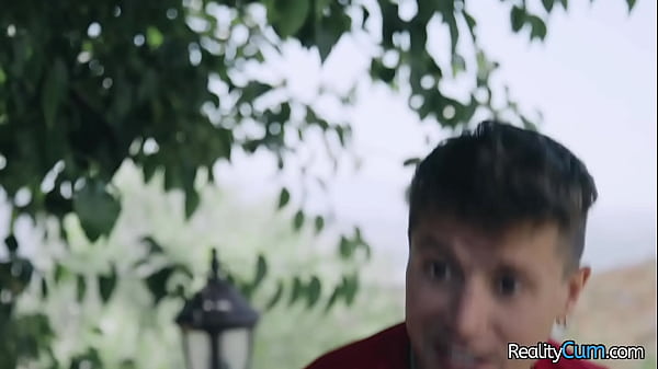 Big booty blonde hottie seduces her personal trainer with her butt and natural big boobs – Slimthick Vic, Jay Romero