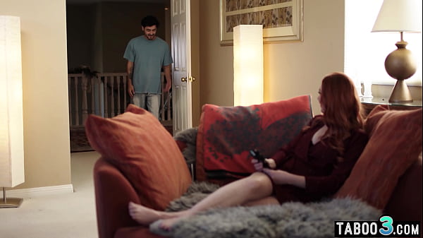 Busty MILF stepmother Rayveness looking for the best seat in the house