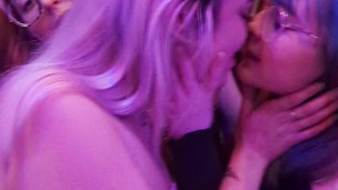 🤫 GIRLFRIEND and her STEPCOUSIN Give Me a Blowjob After The Bar!!!