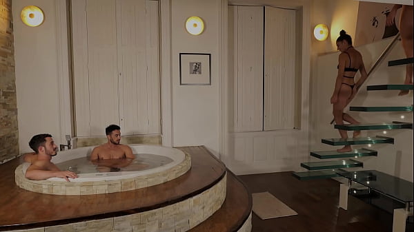 Jacuzzi turns into a Wild Orgy – Hardcore Group Sex with No Limits